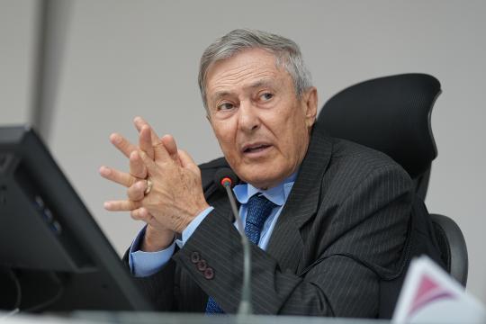 Conselheiro-relator, Waldir Teis.