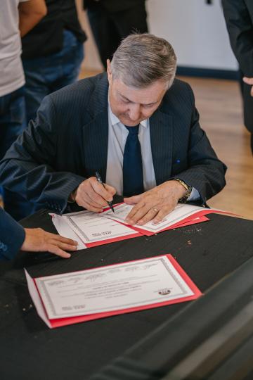 Entega certificados MBA (160).jpg